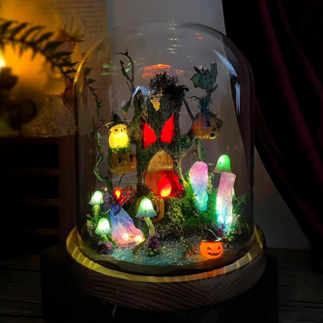 Halloween Pumpkin Spooky Tree Lamp original gallery image 1